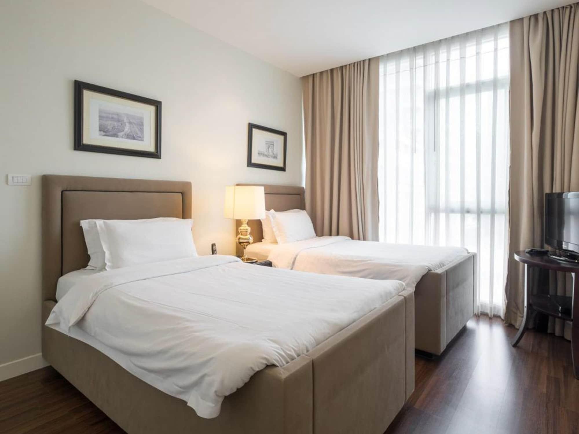Rongratana Executive Residence Bangkok Luaran gambar